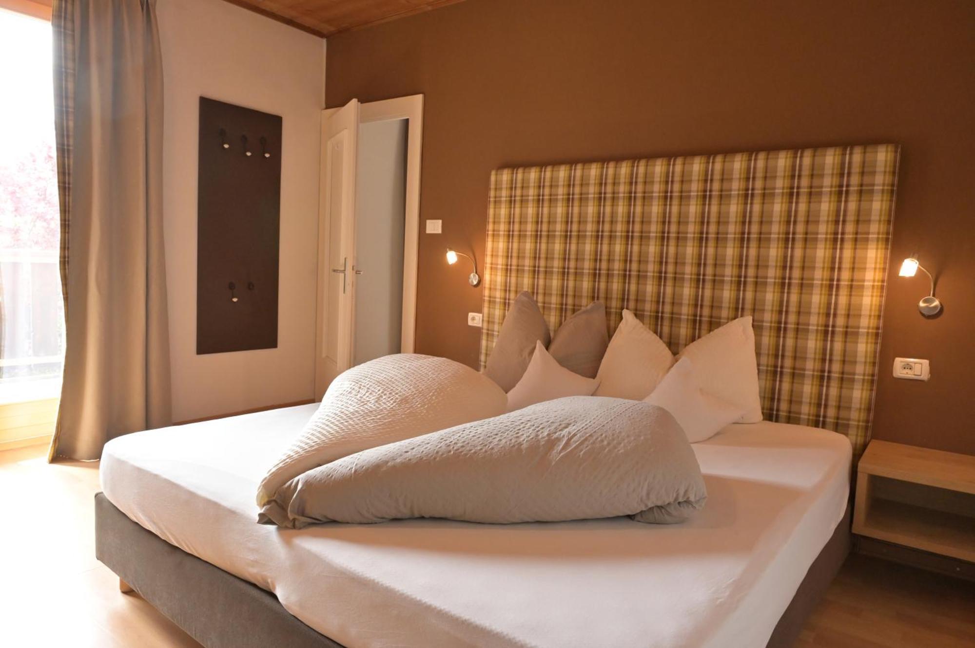 Alpenresidenz Maria Hotel Silandro Bagian luar foto